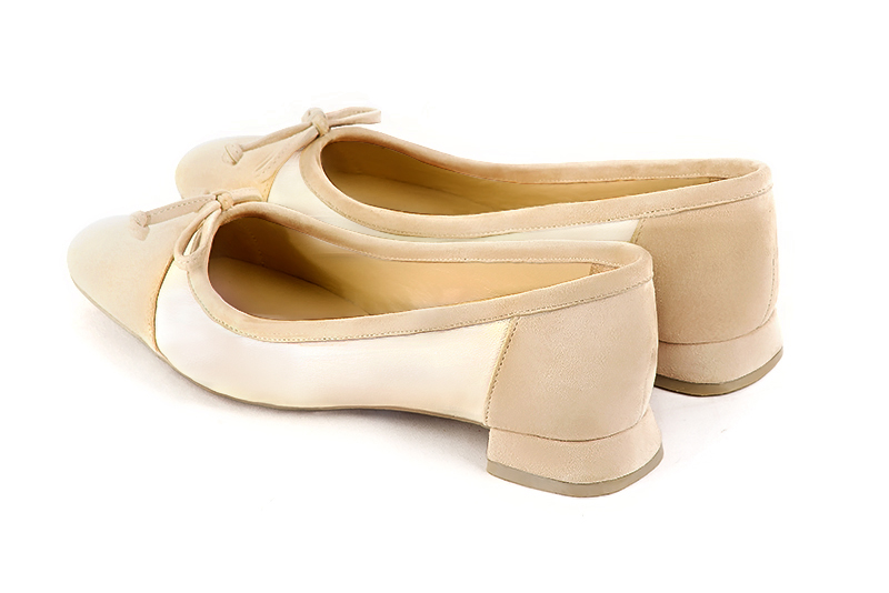 Champagne white and gold women's ballet pumps, with low heels. Square toe. Flat flare heels - Florence KOOIJMAN